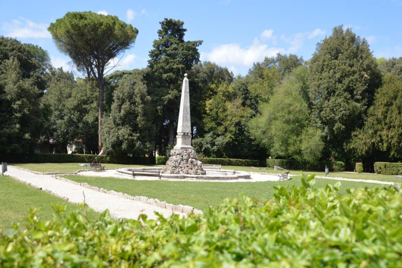 Ostello Villa Redenta Spoleto Esterno foto