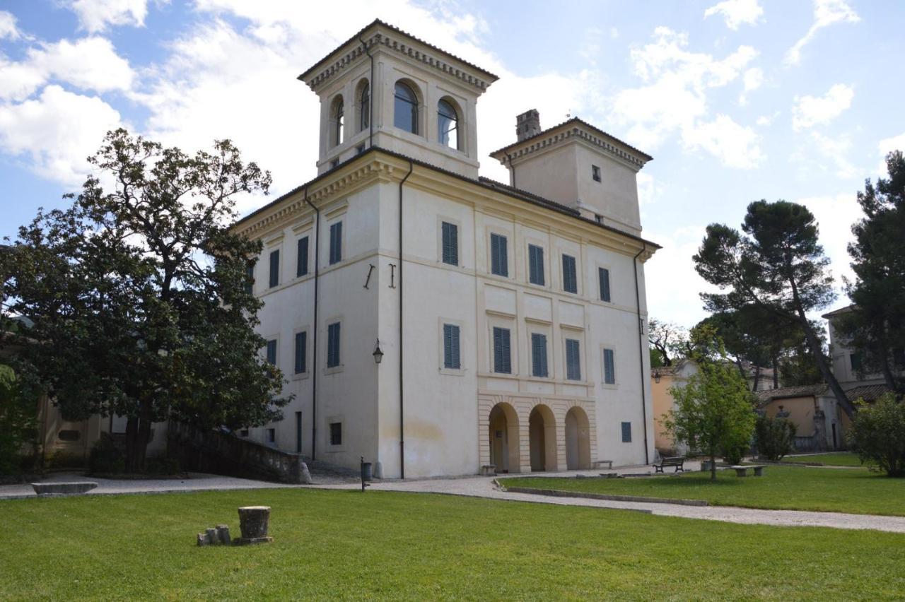 Ostello Villa Redenta Spoleto Esterno foto